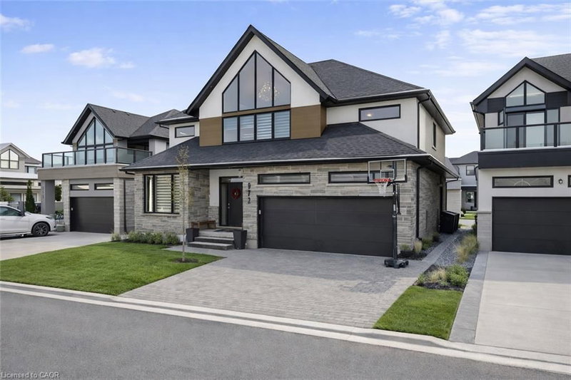 972 Stonecliffe Walk #18, Kitchener, Ontario