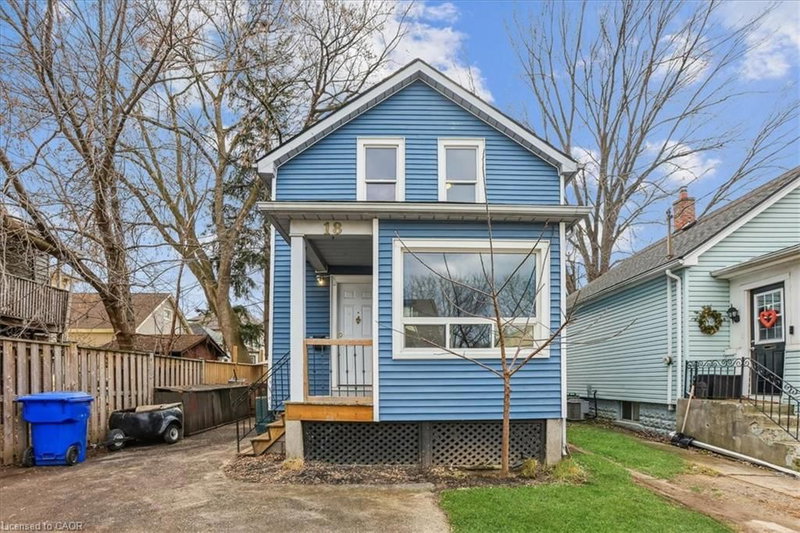 18 Linwood Street