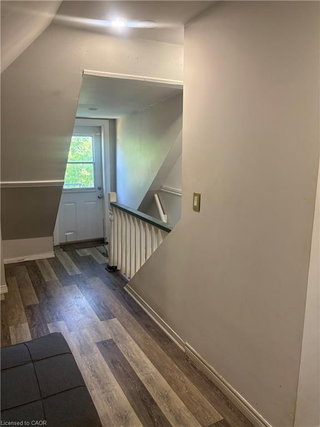 #3 - 285 Hess Street S