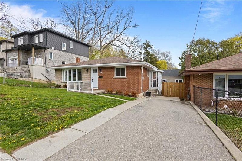 87 St Paul Avenue