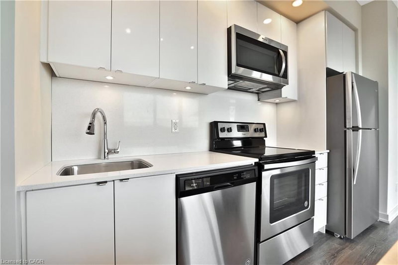 B610 - 5240 Dundas Street