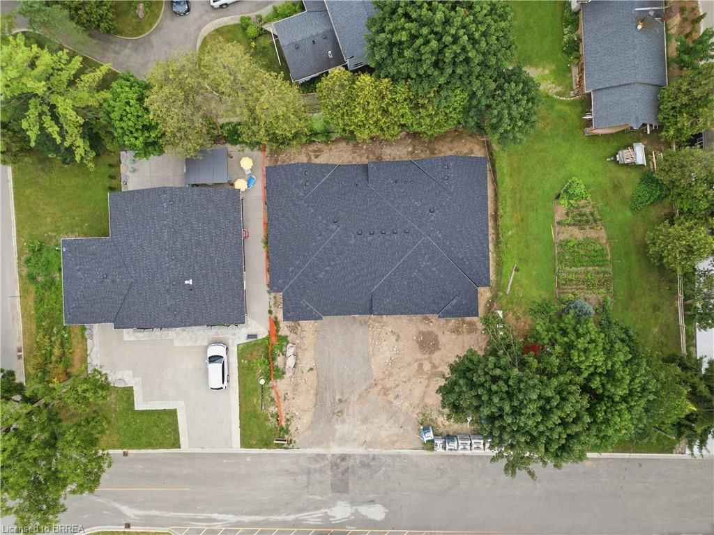 63 Laurel Street — photo 5