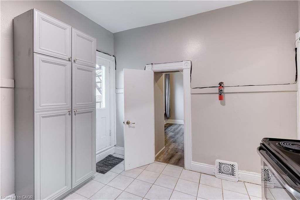 Single Family Residence for lease at 2-285 Hess Street, Hamilton, ON, L8P 3P6 - Durand South - MLS: 40848565
