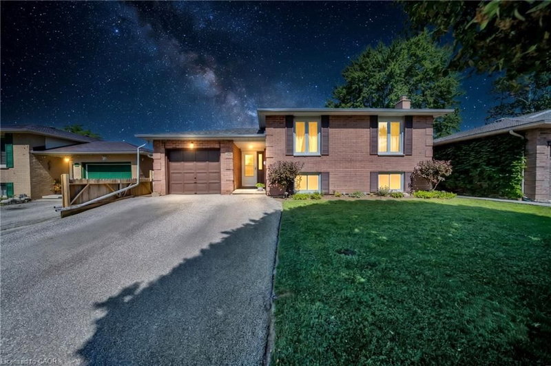 43 Hobart Crescent, Brantford, Ontario