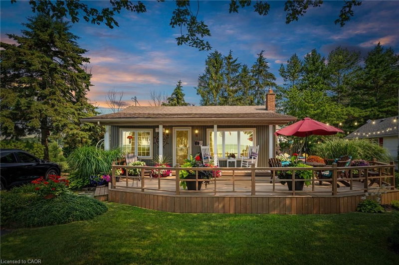 2387 Lakeshore Road