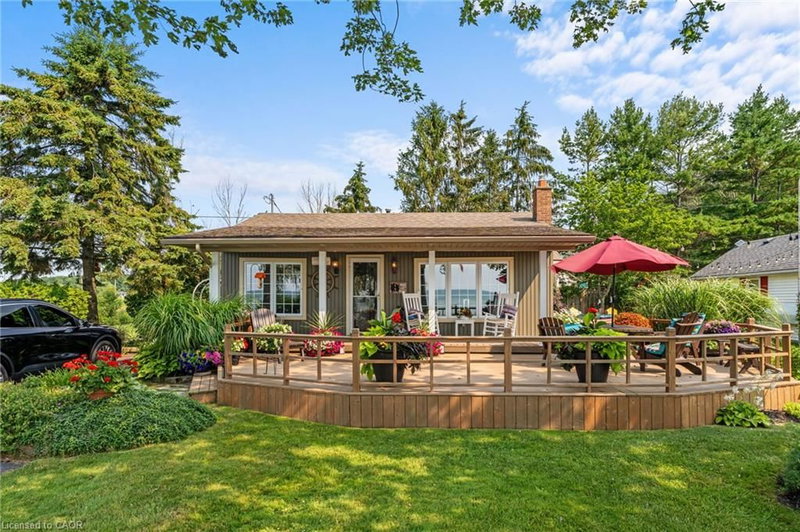 2387 Lakeshore Road photo 4