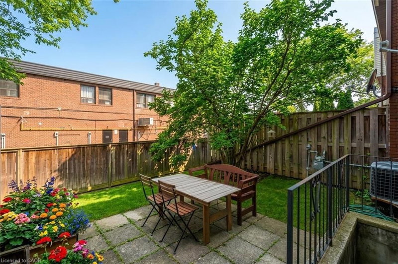 6 - 23 Watsons Lane
