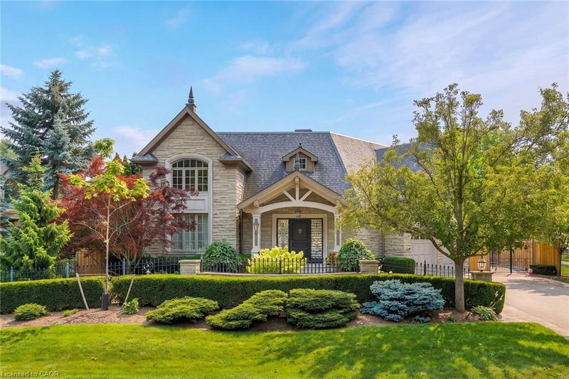 70 Shorewood Place, Oakville, Ontario