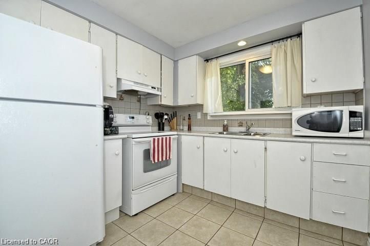 8 - 165 Green Valley Drive