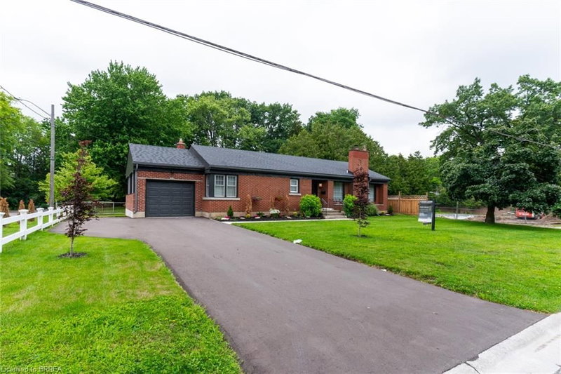 30 Proctor Avenue, Brantford, Ontario