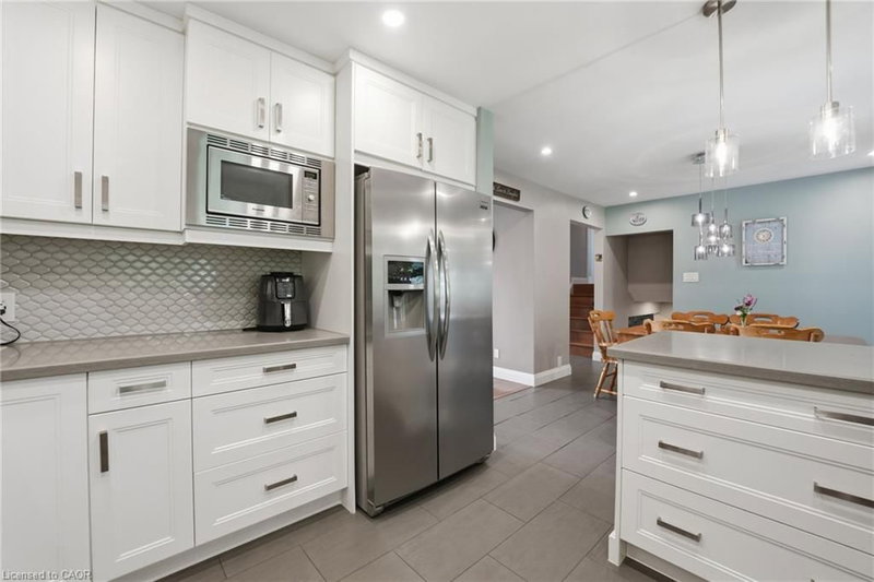 328 Mcneilly Road photo 5