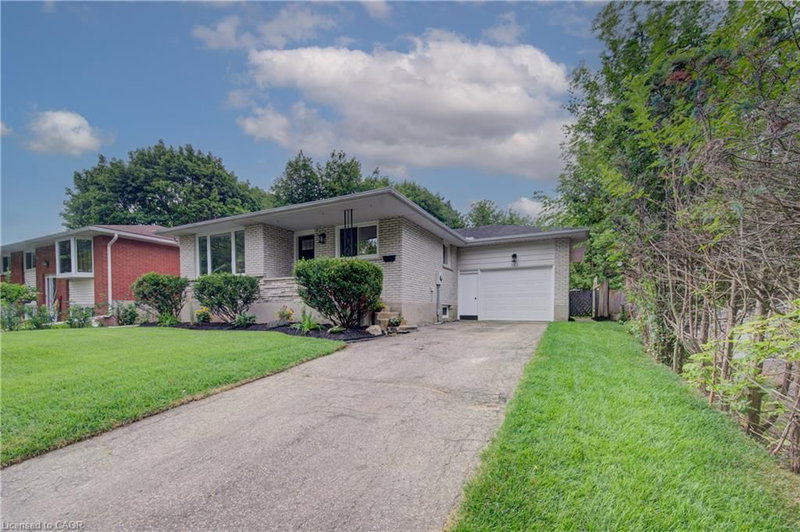 163 Lynnbrook Crescent, Waterloo, Ontario