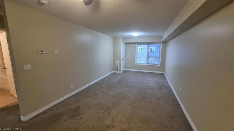 225 Riddell Street photo 5