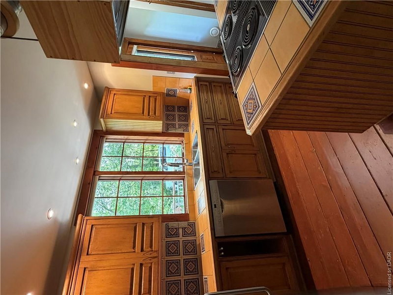 1067 Mineral Springs Road photo 2