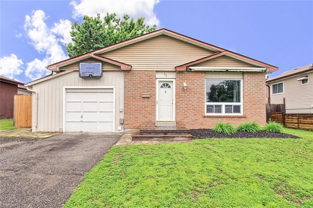 Single Family Residence sold at 46 Austen Lane, Barrie, ON, L4N 5C7 - West - MLS: 40849362