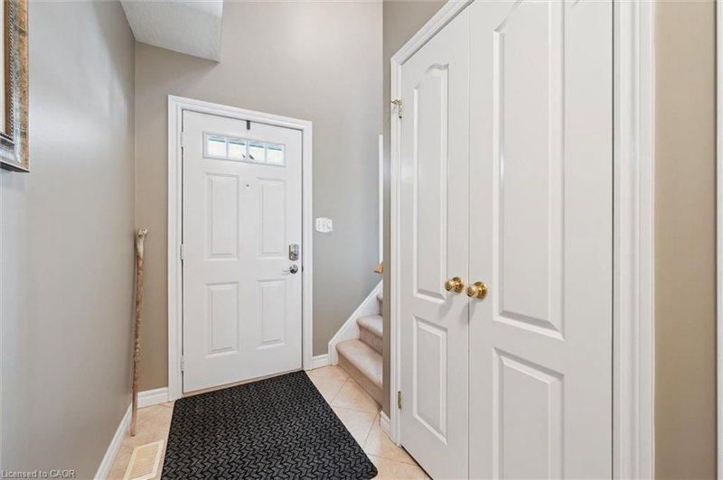 17 - 165 Terraview Crescent