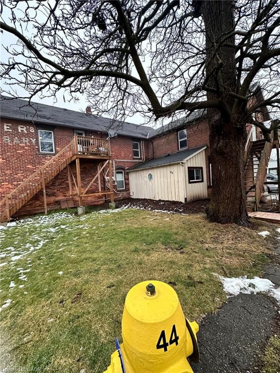 49 King Street W photo 5
