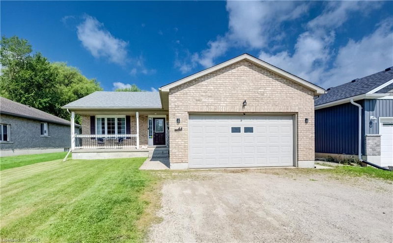 44 Geddes Street W