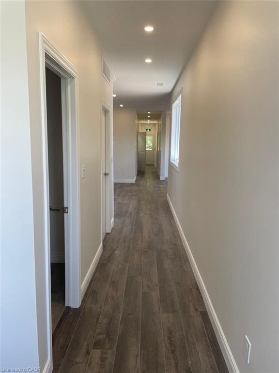 3 - 35 Fifth Avenue