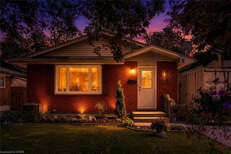 140 Arrowhead Crescent