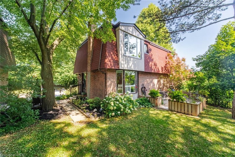 1845 Hyde Mill Crescent