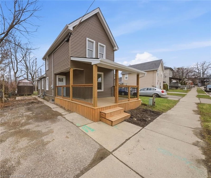 17 Able Avenue, Brantford, Ontario