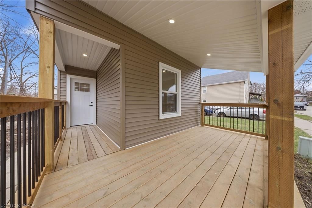 17 Able Avenue — photo 2