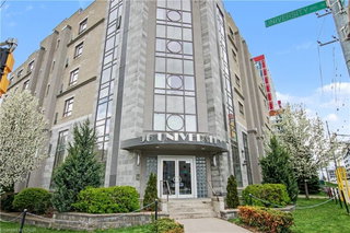96 University Avenue W