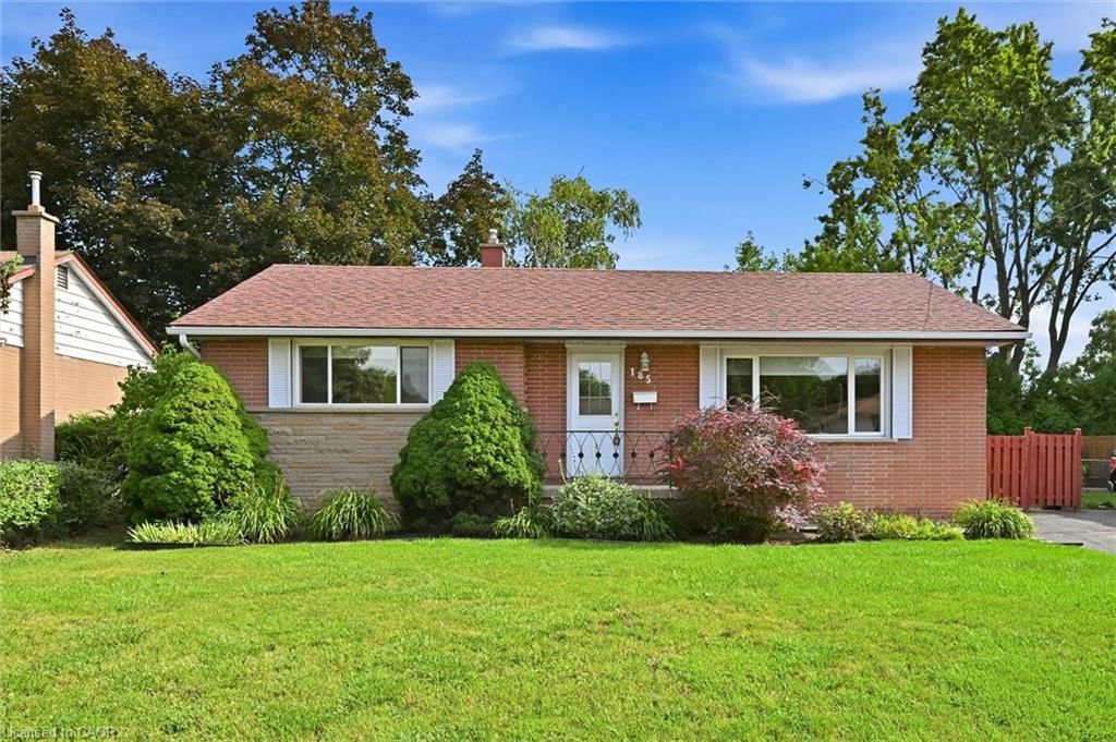 Single Family Residence for sale at 185 Euston Road, Burlington, ON, L7L 4V7 - Elizabeth Gardens - MLS: 40849604