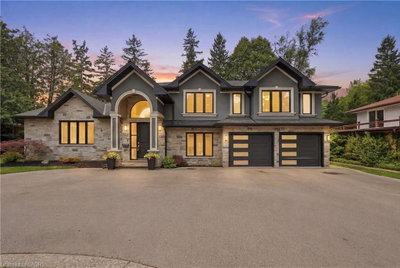 332 Woodworth Drive W