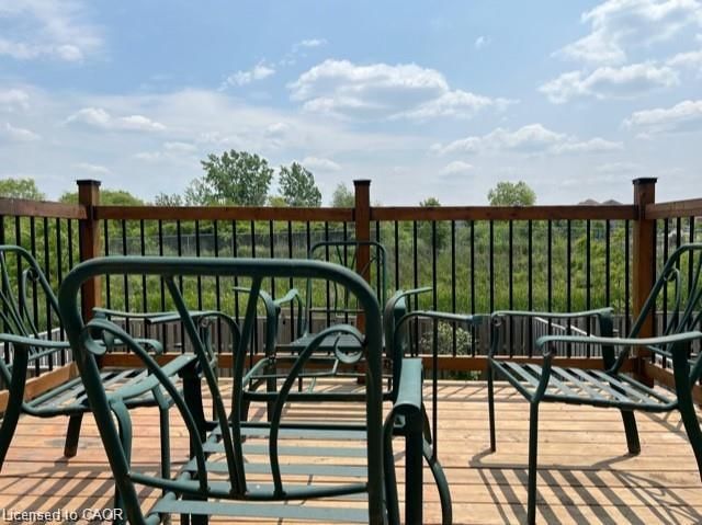 300 Countrystone Crescent