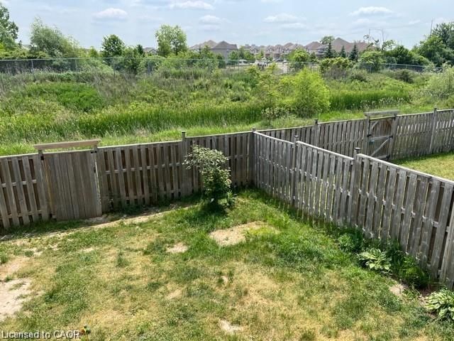 300 Countrystone Crescent