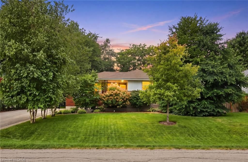 Single Family Residence for sale at 238 Seminole Road, Ancaster, ON, L9G 1Y9 - Dancaster/Nakoma/Maple Lane - MLS: 40850015