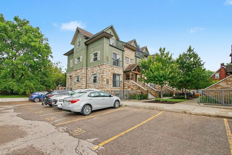 B105 - 112 Union Street E