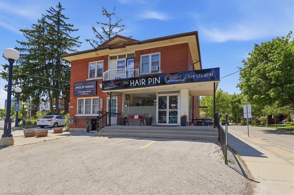 Multi-6-9 Unit for sale at 744 Queen Street, Kitchener, ON, N2M 1A4 - Downtown Kitchener/West Ward - MLS: 40850054