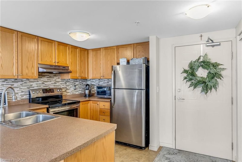 39 Goodwin Drive photo 5