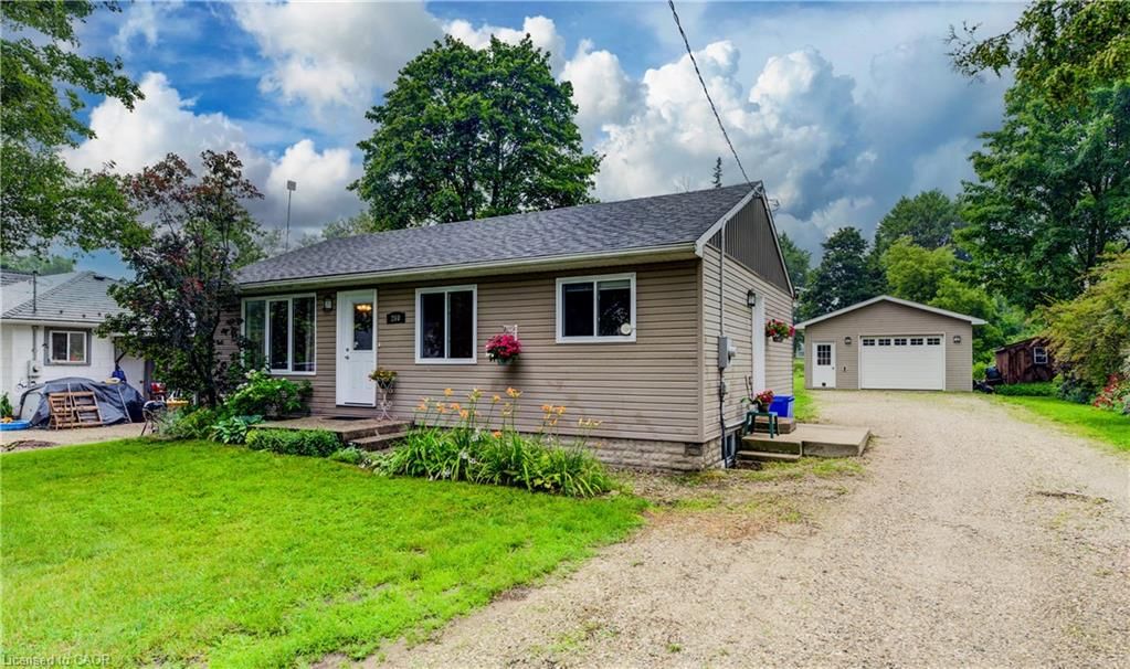 Single Family Residence sold at 260 Egremont Street, Mount Forest, ON, N0G 2L2 - Mount Forest - MLS: 40850226