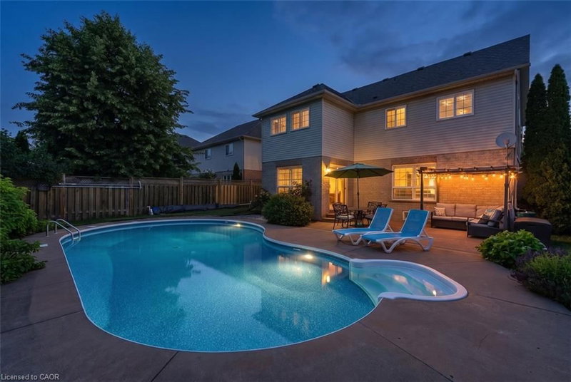 57 Goodman Crescent