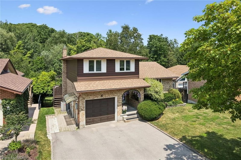 8 Perin Place, Kitchener, Ontario