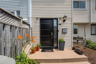 76 Frobisher Court