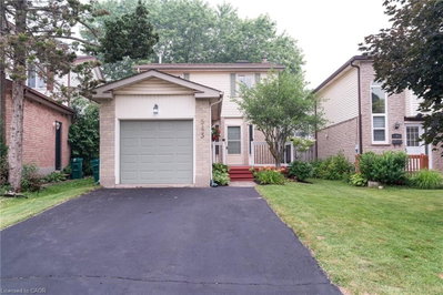 543 Drummerhill Crescent