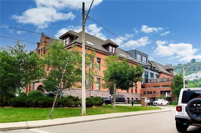 200 Stinson Street photo 2