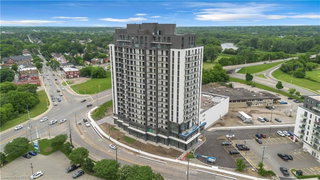 403 - 33 Erie Avenue