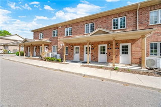 207 - 7 Cityview Drive S