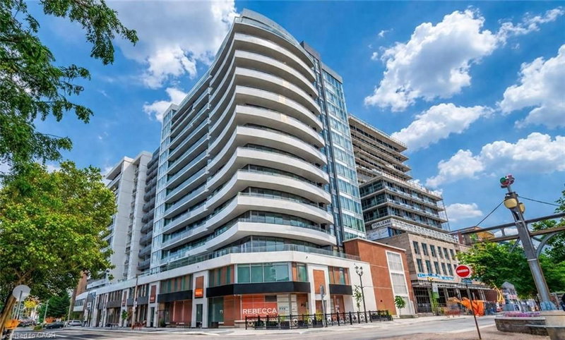 305 - 212 King William Street