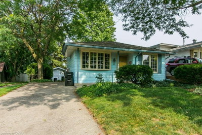 66 Shea Crescent