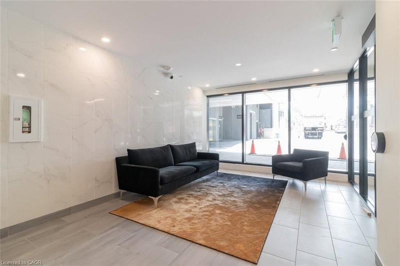 903 - 104 Garment Street