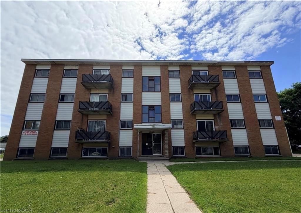 9 - 443 Hazel Street