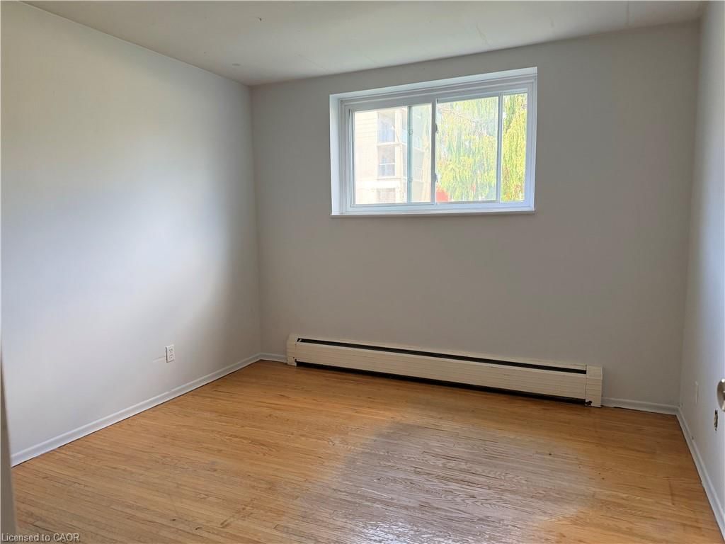 9 - 443 Hazel Street 4