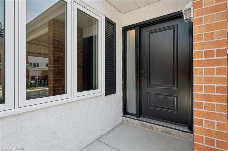 431 Keats Way photo 4